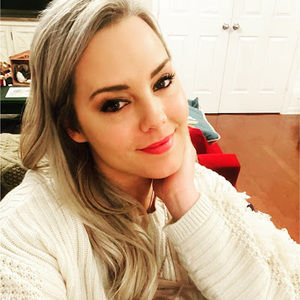 Meet your Posher, Leslie